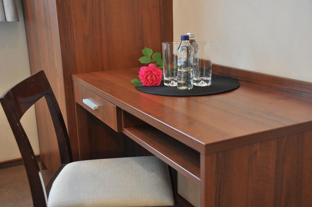Willa Strzelnica Hotel Kościerzyna Værelse billede
