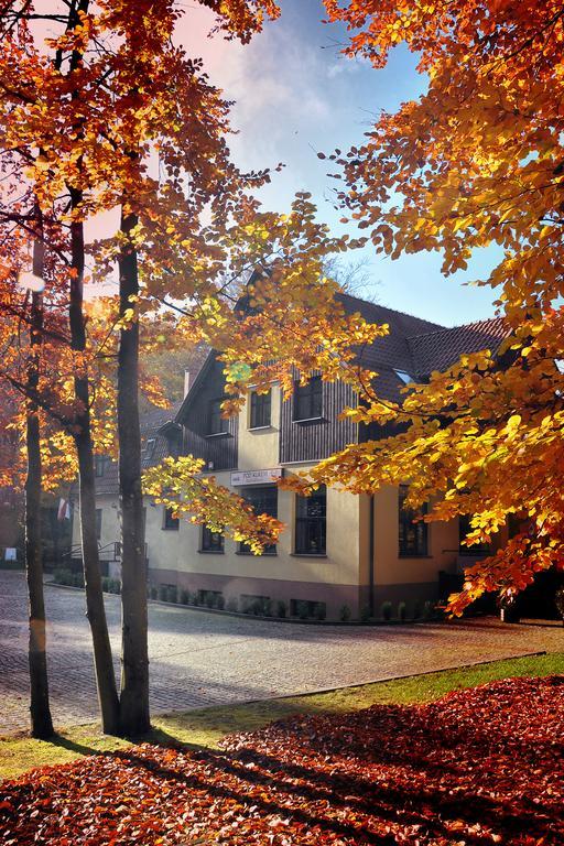 Willa Strzelnica Hotel Kościerzyna Eksteriør billede